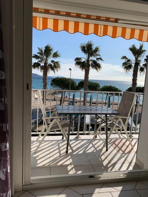 T3 Sur La Plage Vue Feerique Mer,Wifi, Parking Inclus , Clim La Ciotat Extérieur photo